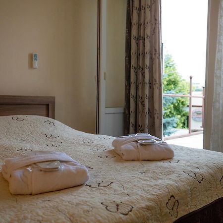 Leader Hotel Gori Eksteriør bilde