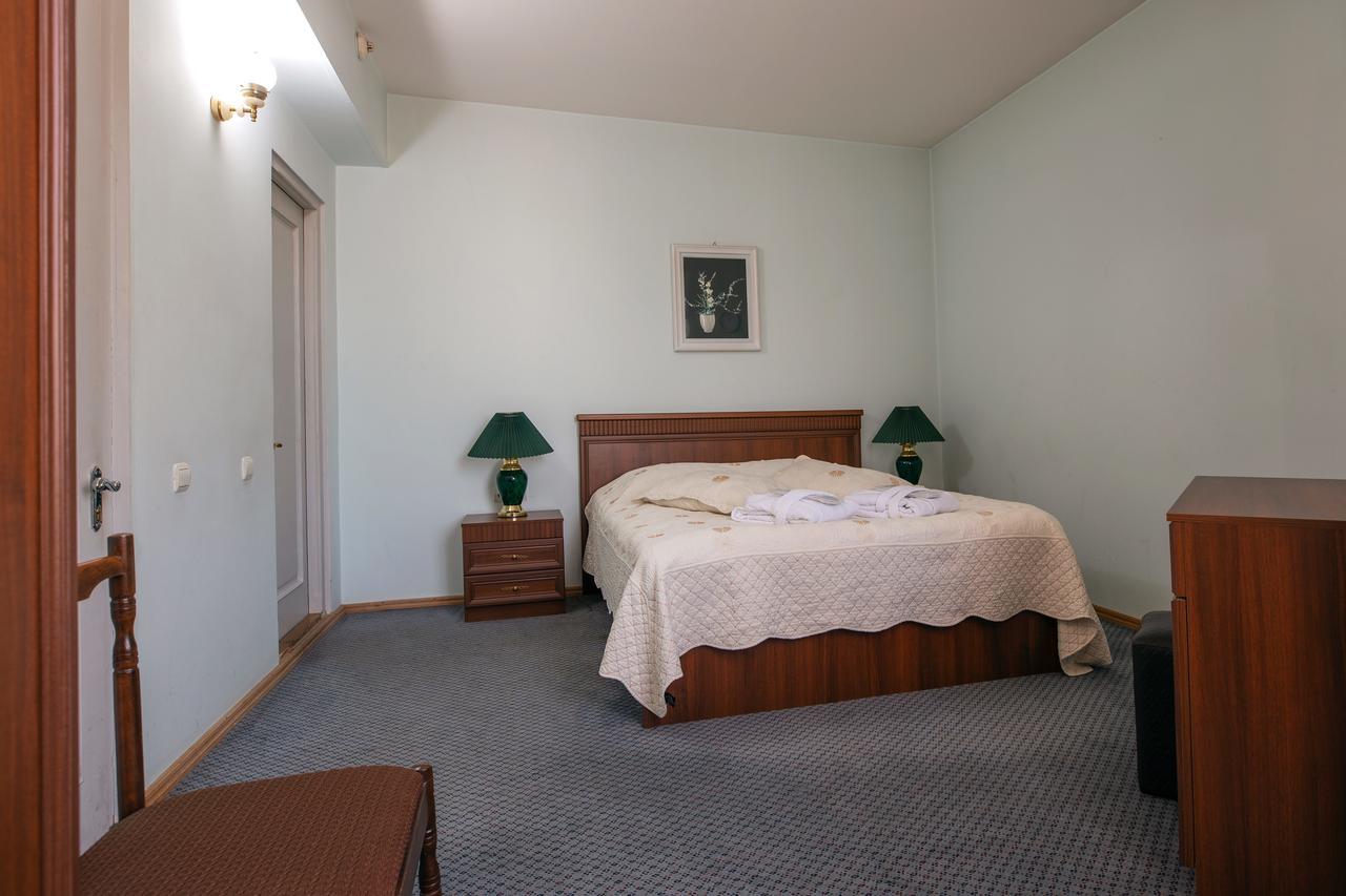 Leader Hotel Gori Eksteriør bilde