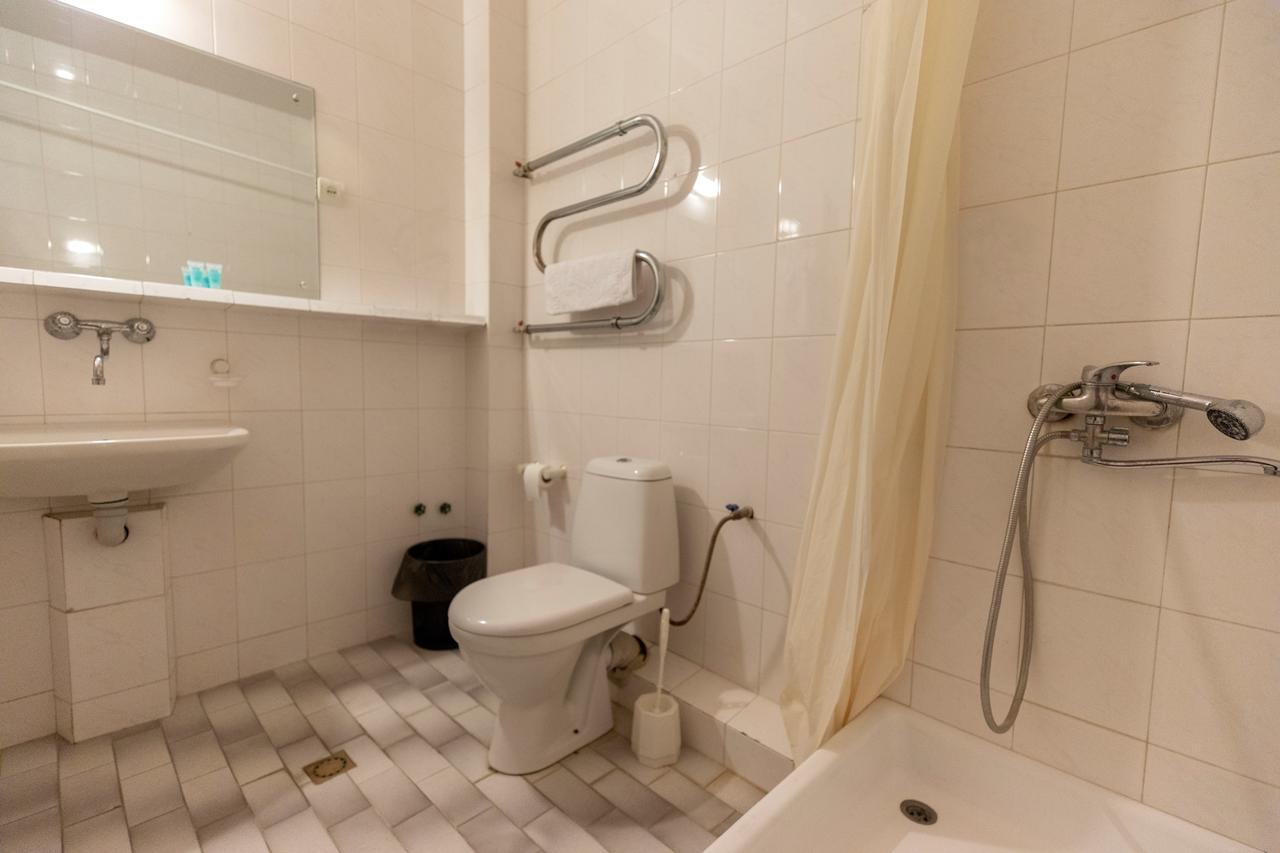 Leader Hotel Gori Eksteriør bilde